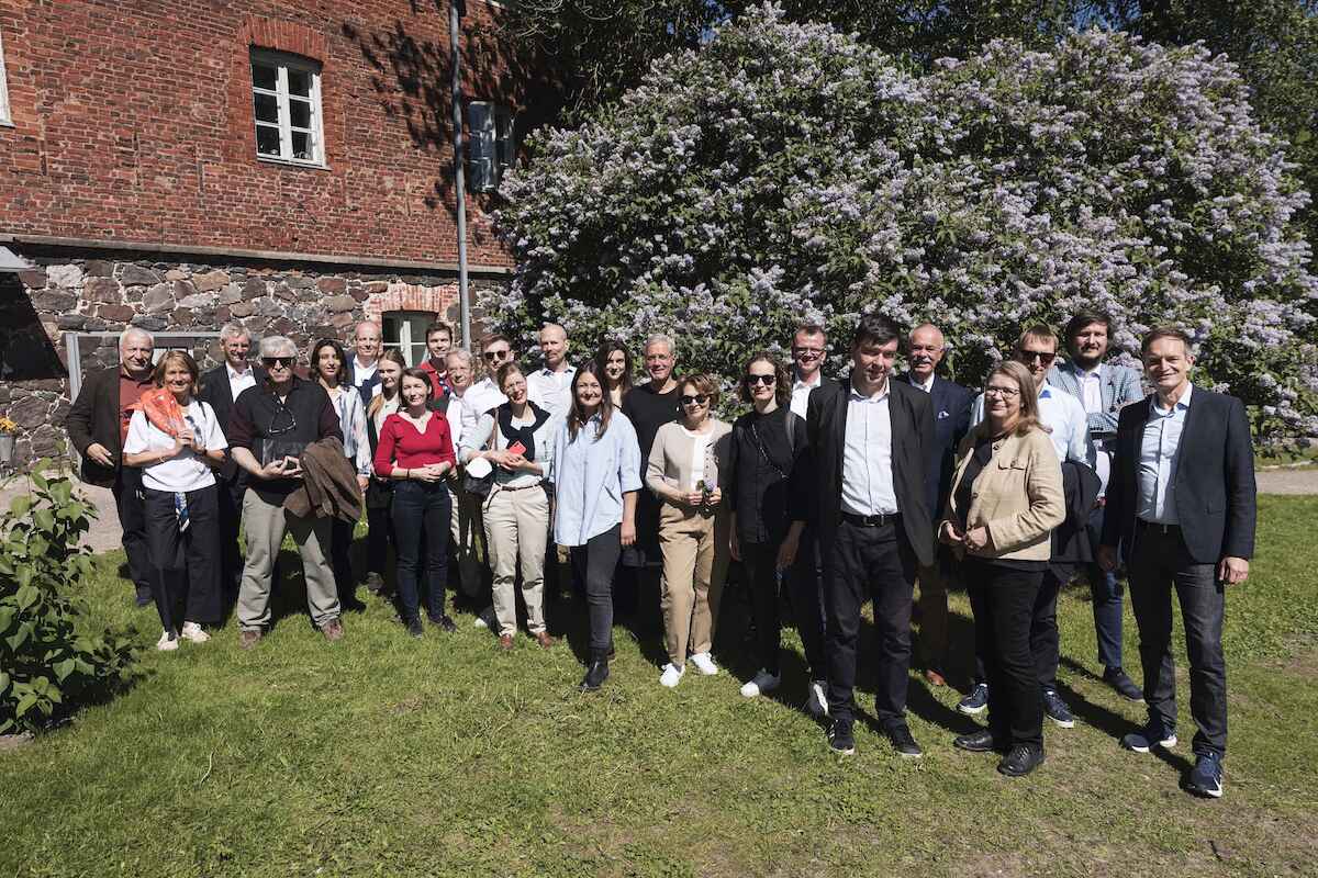 Group photo at the end of the 179th Bergedorf Round Table
