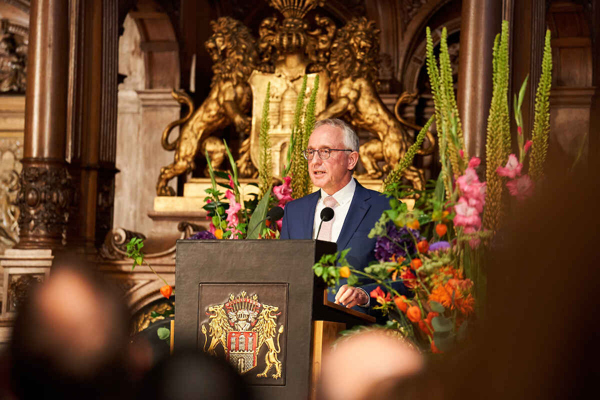 In his speech, Dr Lothar Dittmer referred to the vision of the founder Kurt A. Körber to award science that promises to make a significant contribution to the preservation of living conditions on our planet.