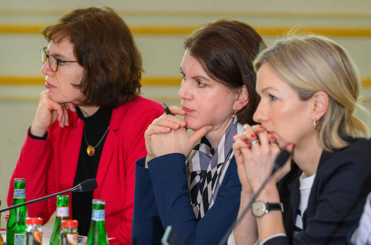 Daniela Brönstrup, Melissa Eddy, Kristina Eichhorst